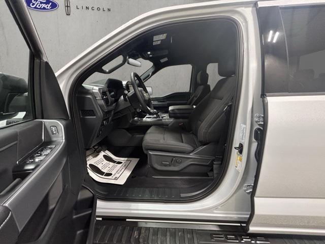 new 2025 Ford F-150 car, priced at $52,538