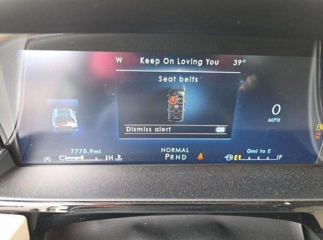 used 2024 Lincoln Navigator car, priced at $72,000