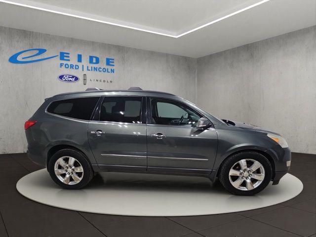 used 2011 Chevrolet Traverse car, priced at $4,000
