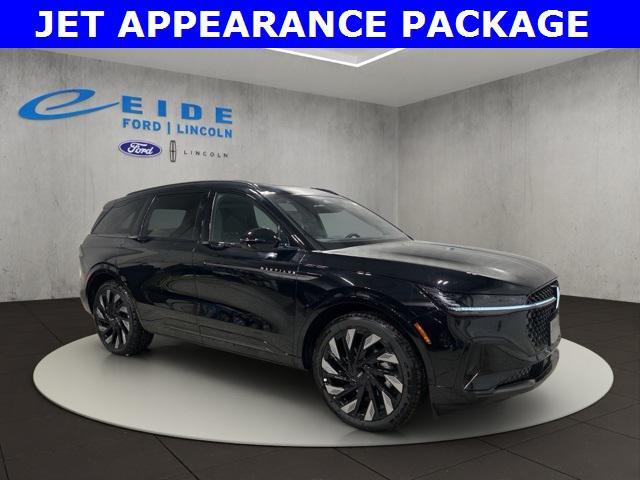 new 2025 Lincoln Nautilus car, priced at $61,000