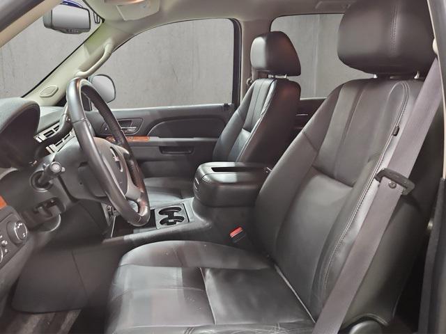 used 2011 GMC Yukon XL car, priced at $9,000