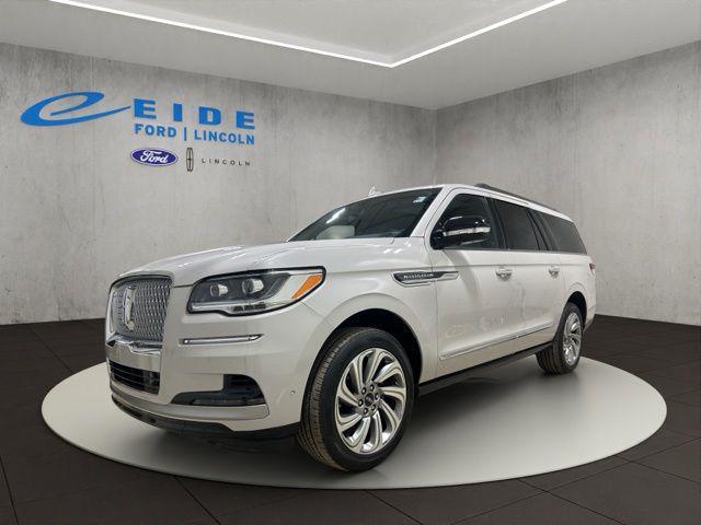 used 2024 Lincoln Navigator car, priced at $67,399