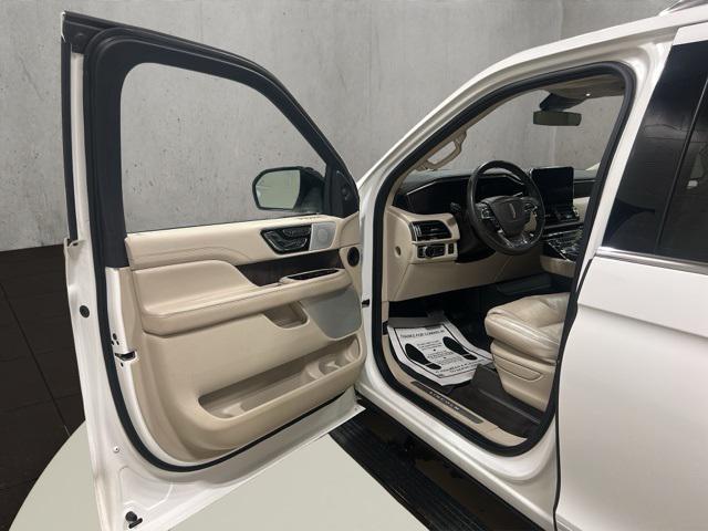 used 2021 Lincoln Navigator car, priced at $31,000
