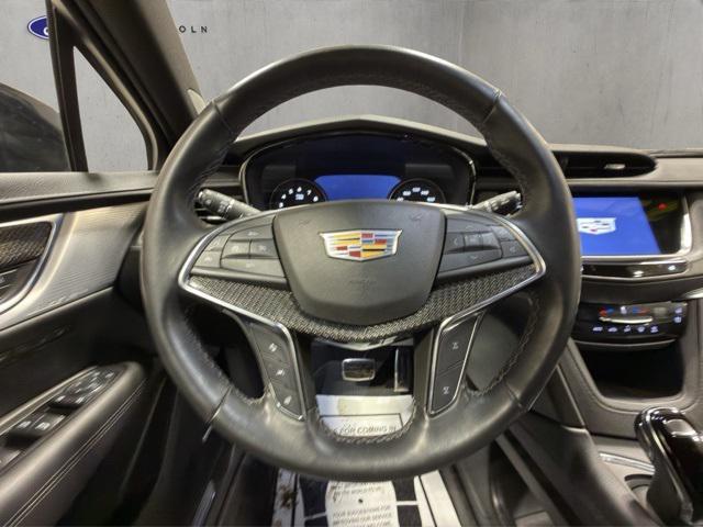 used 2023 Cadillac XT5 car, priced at $31,500