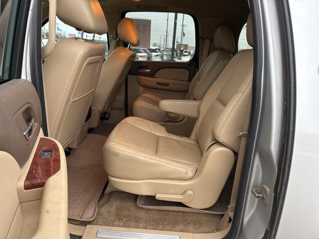 used 2013 Chevrolet Suburban car, priced at $15,000