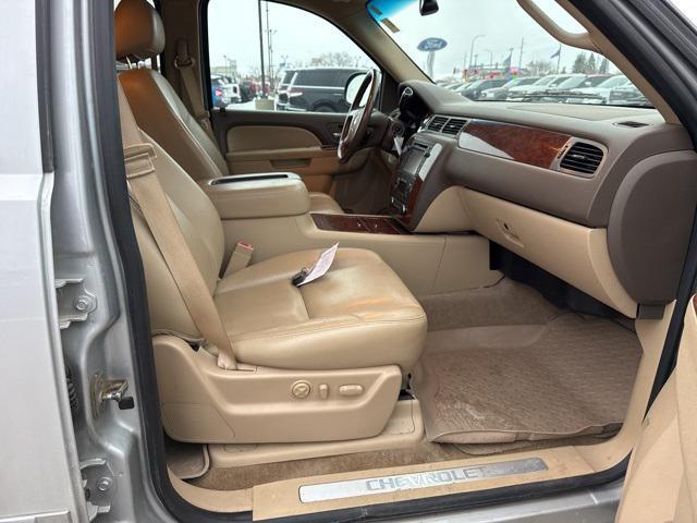 used 2013 Chevrolet Suburban car, priced at $15,000