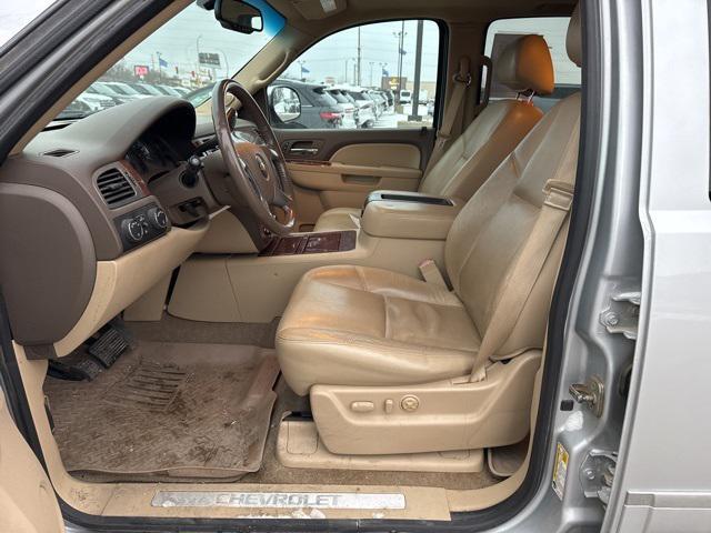 used 2013 Chevrolet Suburban car, priced at $15,000