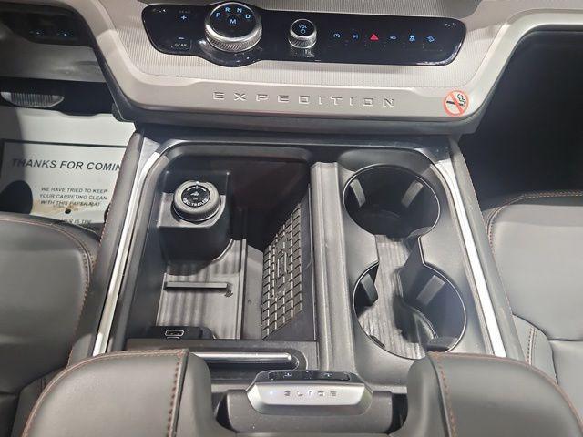 used 2025 Ford Expedition Max car, priced at $60,000