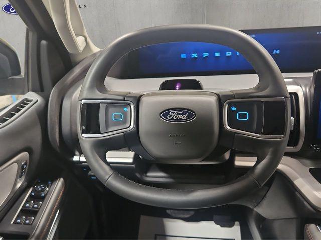 used 2025 Ford Expedition Max car, priced at $60,000