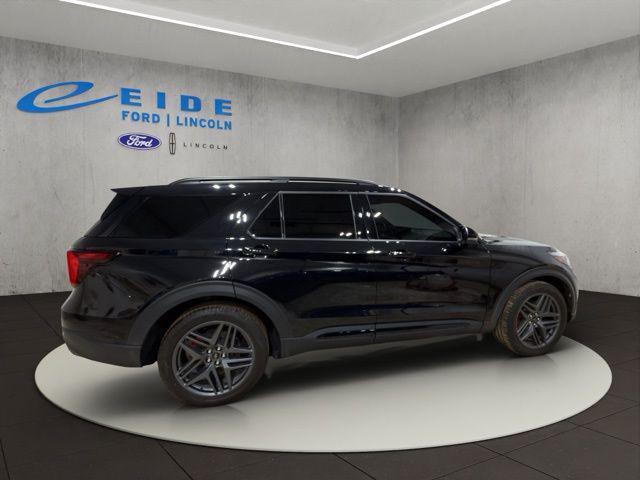 used 2025 Ford Explorer car, priced at $47,500