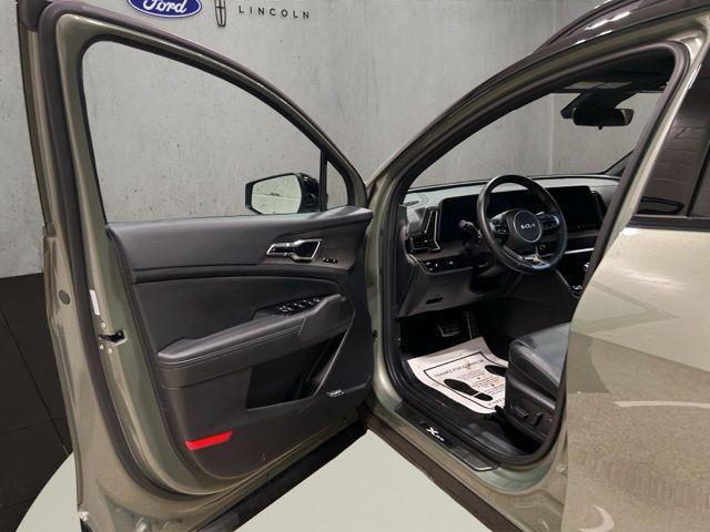 used 2025 Kia Sportage car, priced at $35,000