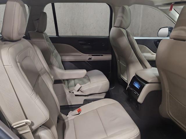used 2023 Lincoln Aviator car, priced at $44,000