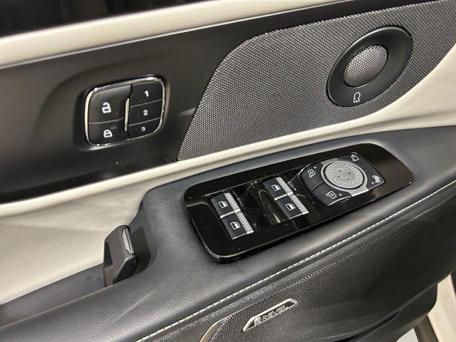 used 2024 Lincoln Nautilus car, priced at $53,000