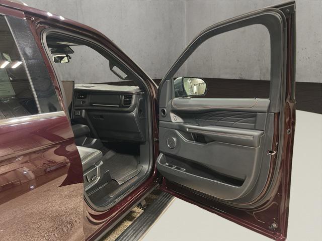 used 2023 Ford Expedition car, priced at $53,000