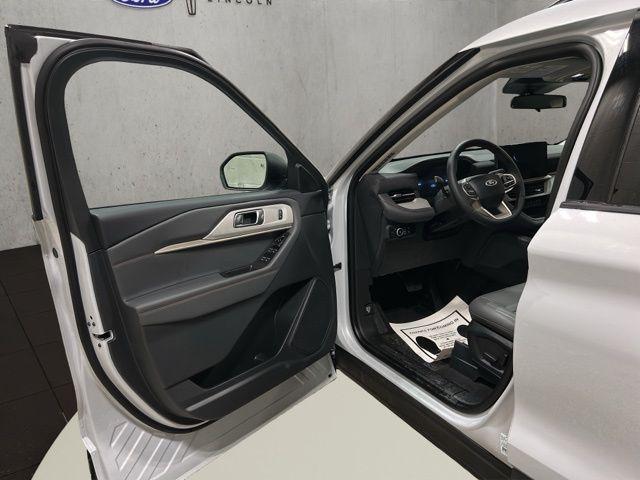 new 2026 Ford Explorer car, priced at $44,509