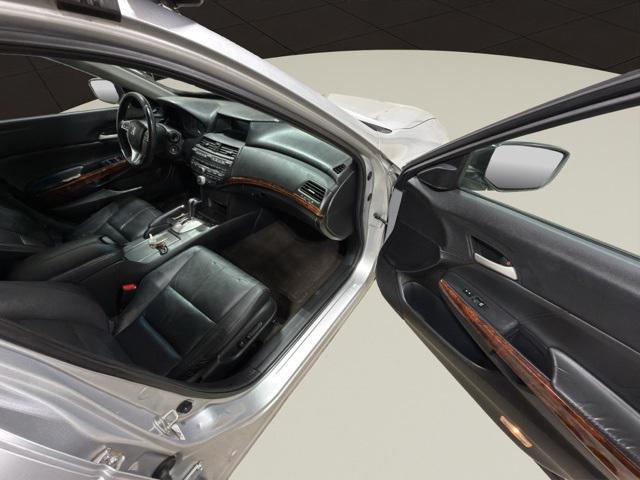 used 2012 Honda Crosstour car, priced at $3,000