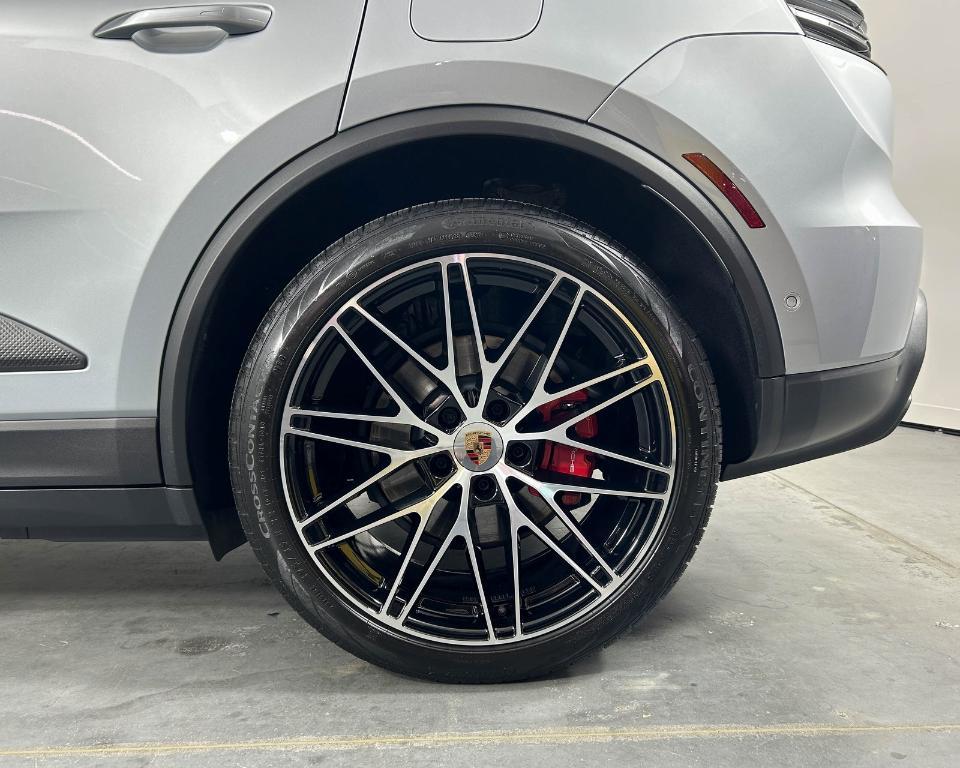 used 2025 Porsche Macan car, priced at $110,095