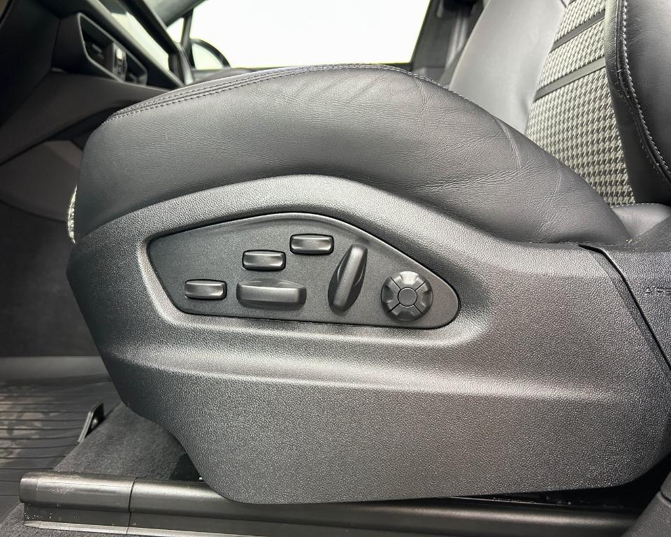 used 2025 Porsche Cayenne car, priced at $143,724