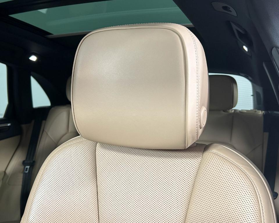 used 2020 Porsche Macan car, priced at $30,995