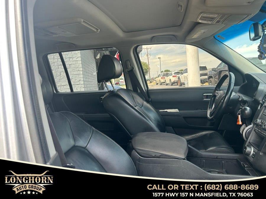 used 2014 Honda Pilot car, priced at $5,999