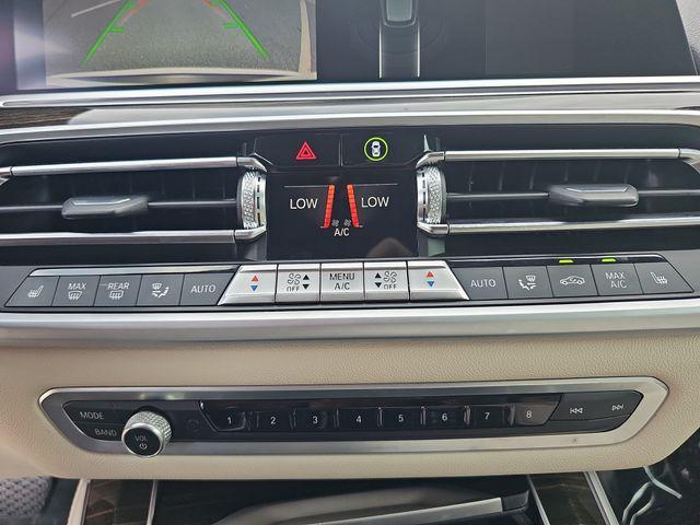 BMW X5 view 21
