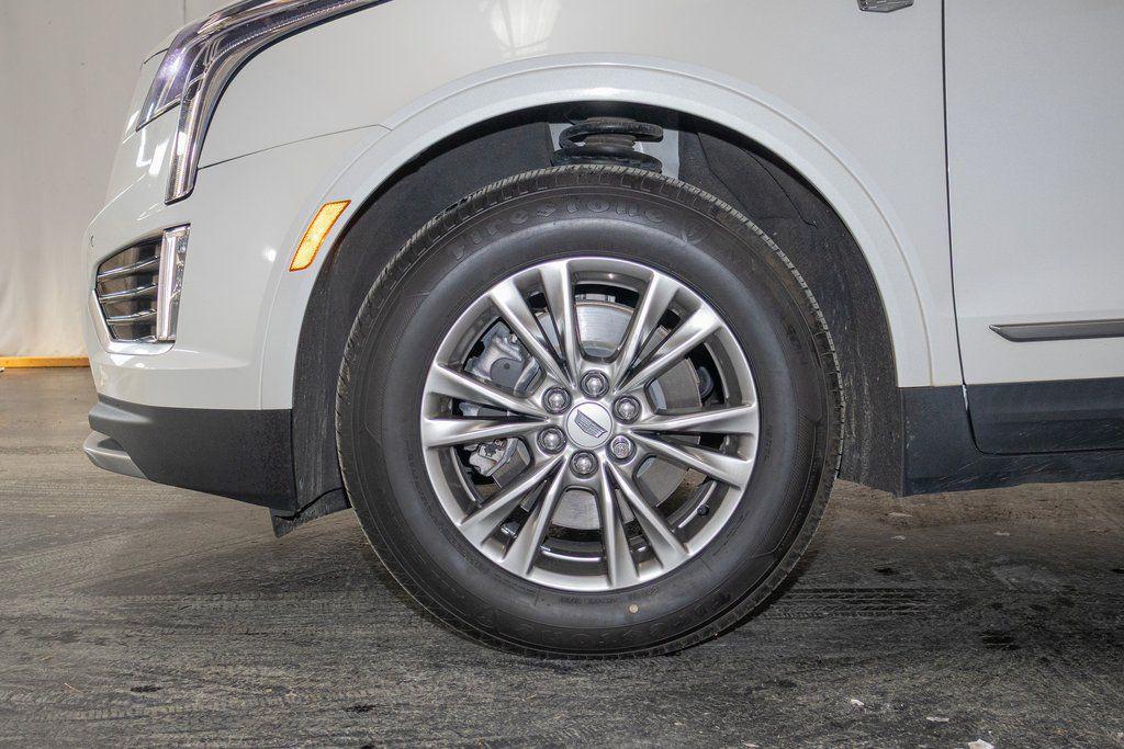 used 2022 Cadillac XT5 car, priced at $23,777