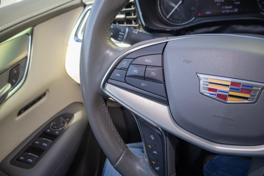 used 2022 Cadillac XT5 car, priced at $23,777