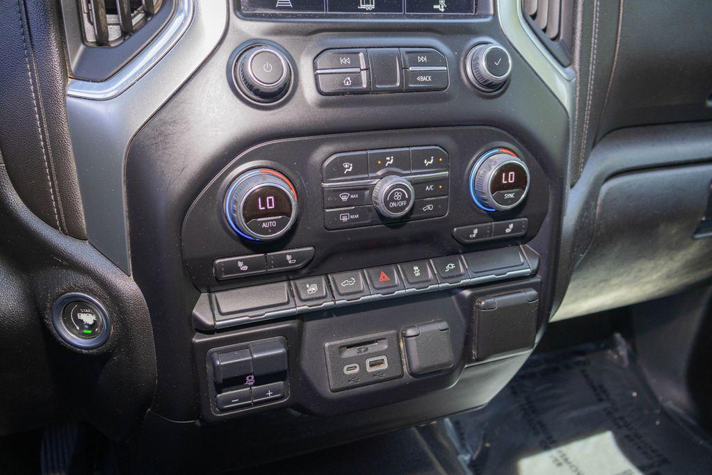 used 2022 Chevrolet Silverado 2500 car, priced at $31,618