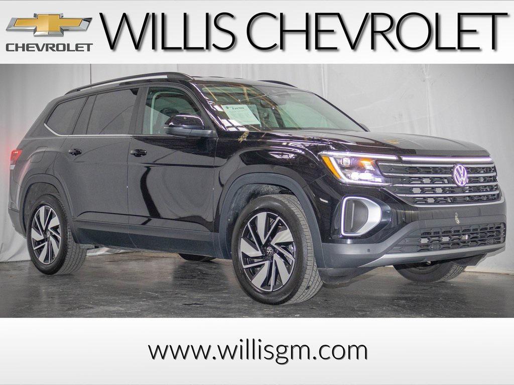 used 2025 Volkswagen Atlas car, priced at $34,988