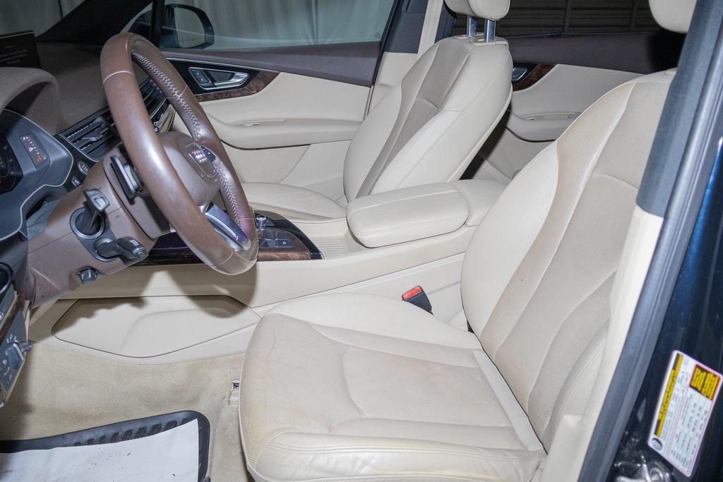 used 2017 Audi Q7 car, priced at $14,550