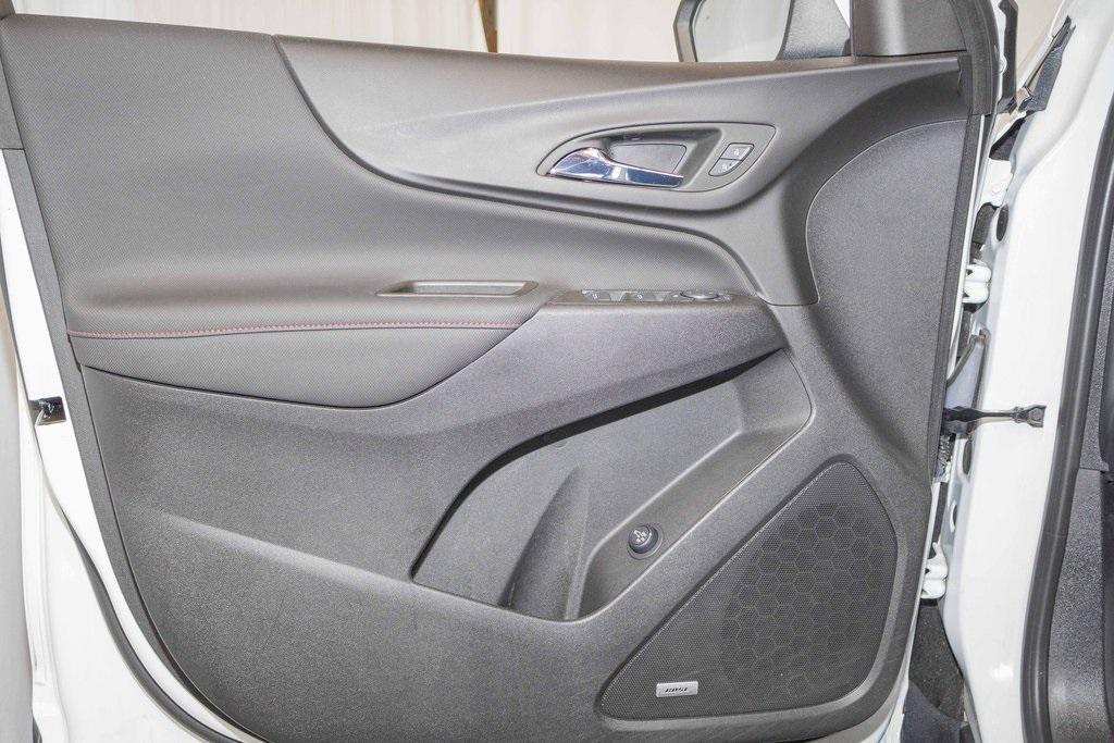 used 2022 Chevrolet Equinox car, priced at $23,424