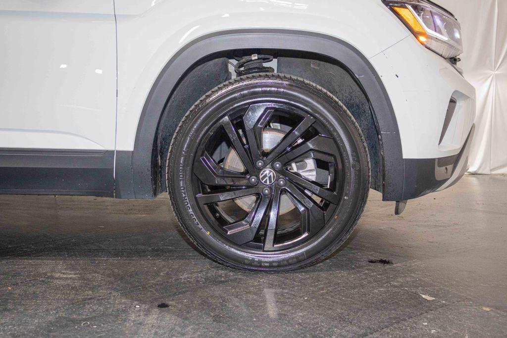 used 2023 Volkswagen Atlas car, priced at $29,670