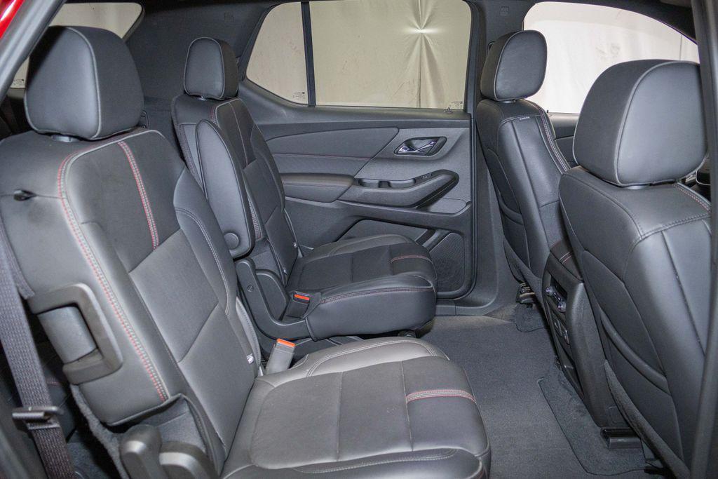 used 2023 Chevrolet Traverse car, priced at $36,132