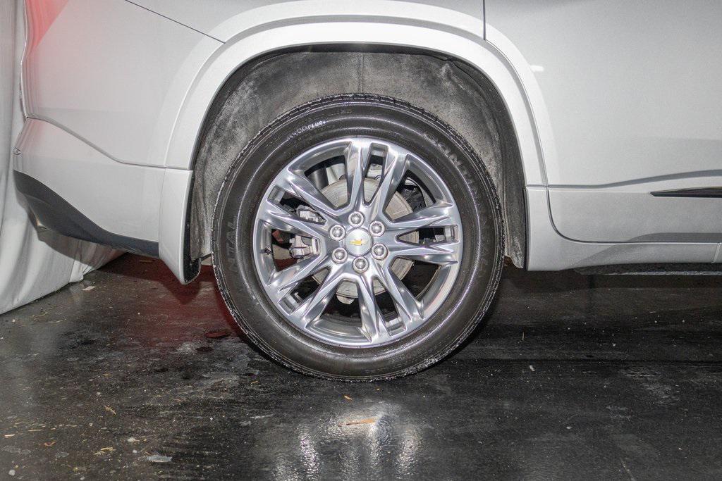 used 2020 Chevrolet Traverse car, priced at $26,246