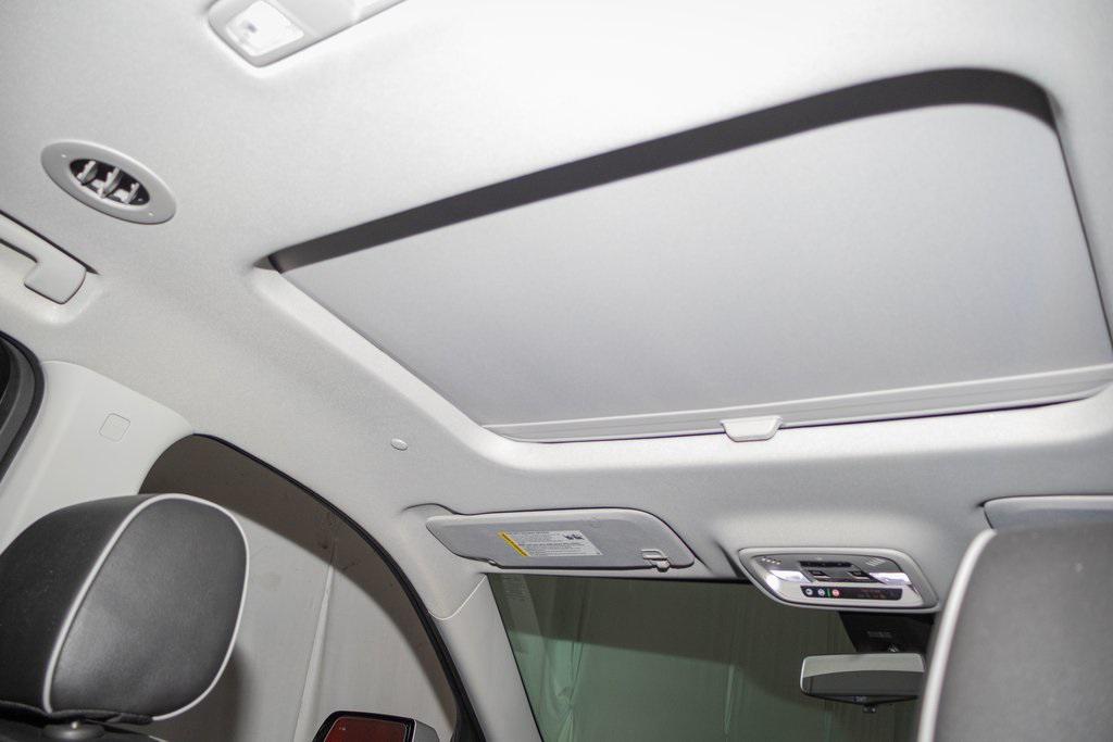 used 2020 Chevrolet Traverse car, priced at $26,246