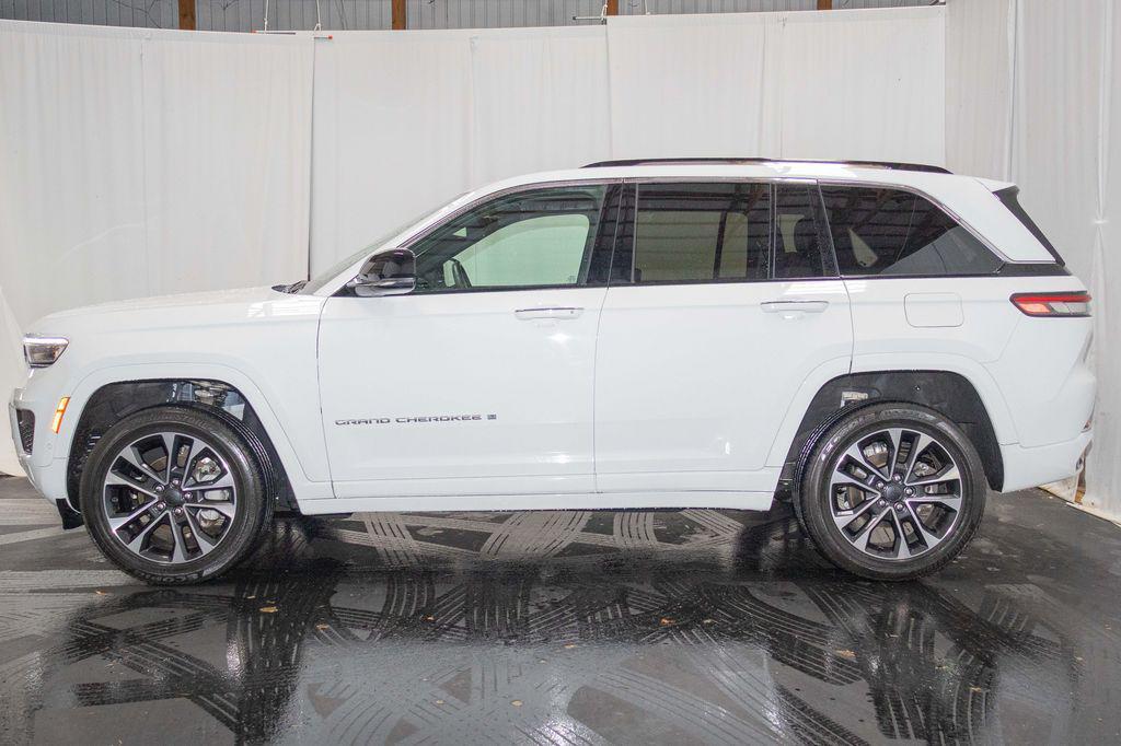 used 2022 Jeep Grand Cherokee car, priced at $35,385