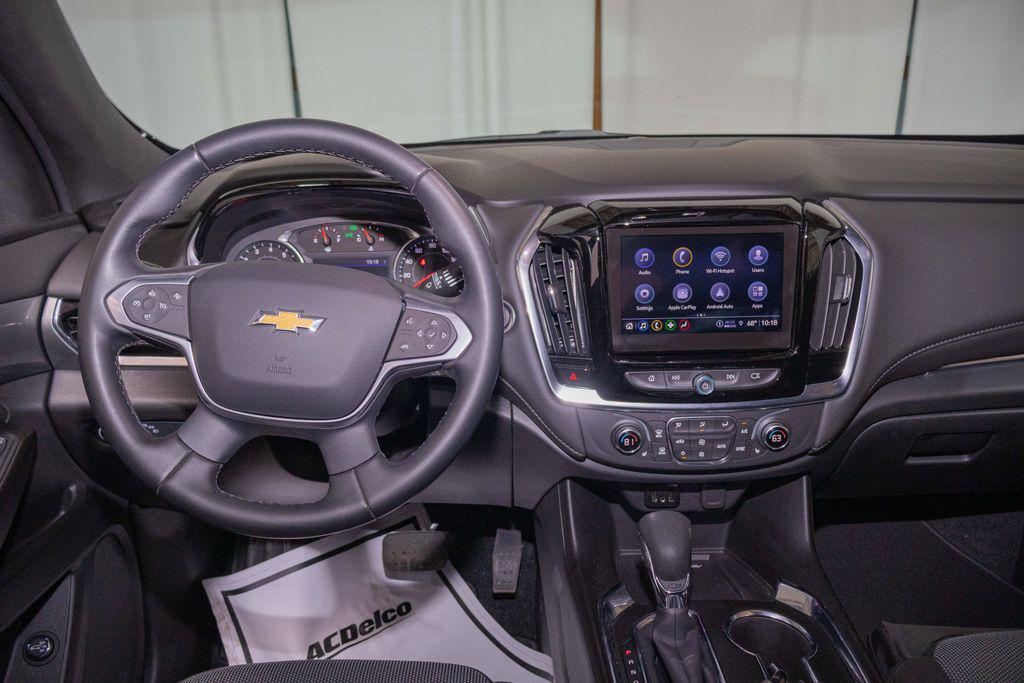 used 2023 Chevrolet Traverse car, priced at $33,856