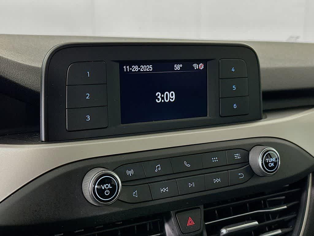 used 2022 Ford Escape car, priced at $17,586