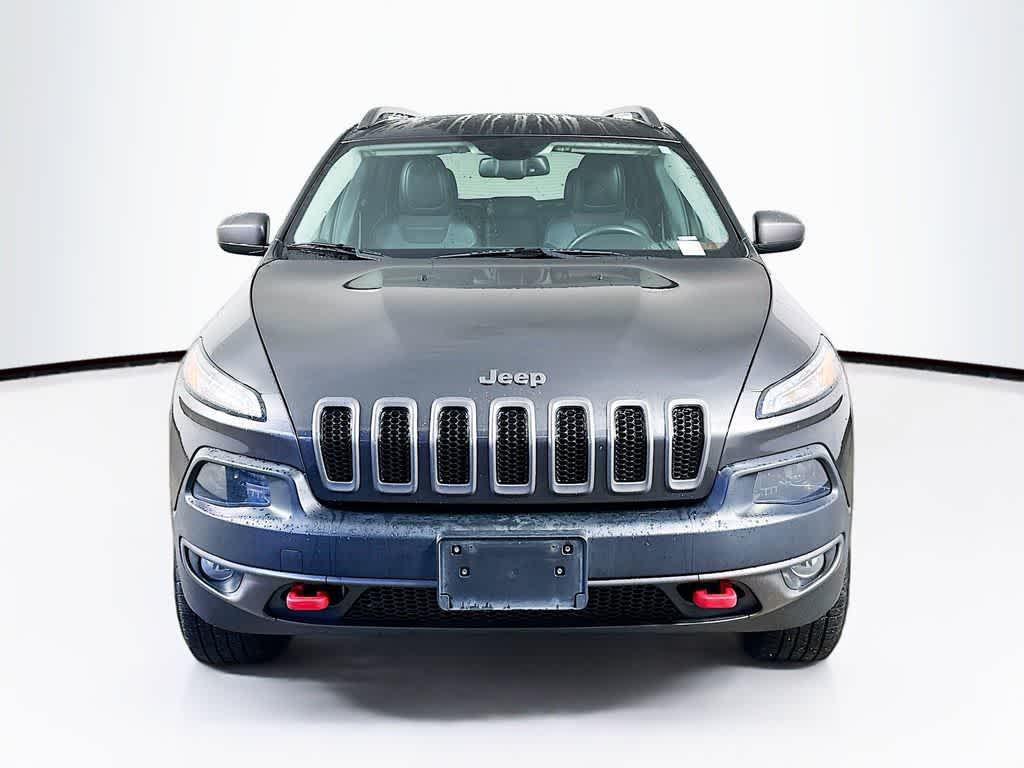 used 2015 Jeep Cherokee car, priced at $11,219