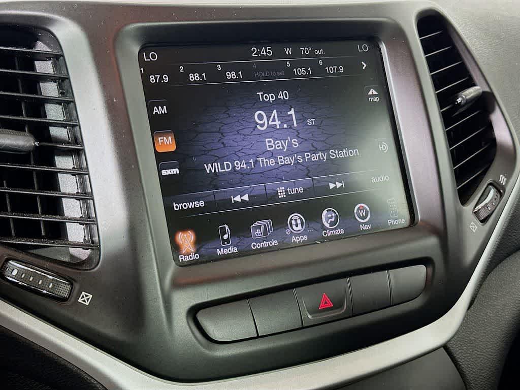 used 2015 Jeep Cherokee car, priced at $11,219