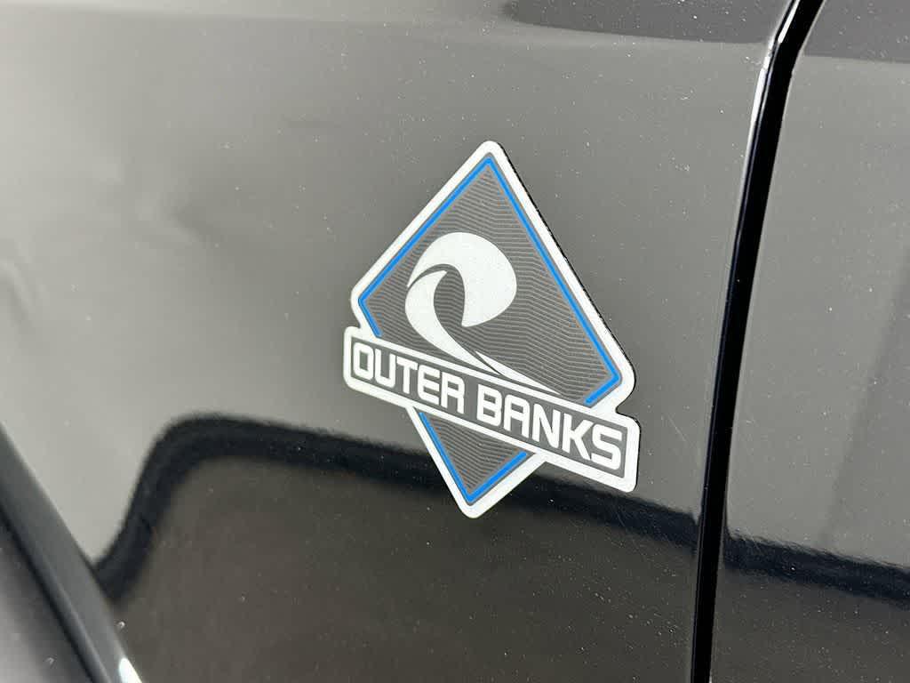 new 2025 Ford Bronco car, priced at $50,382