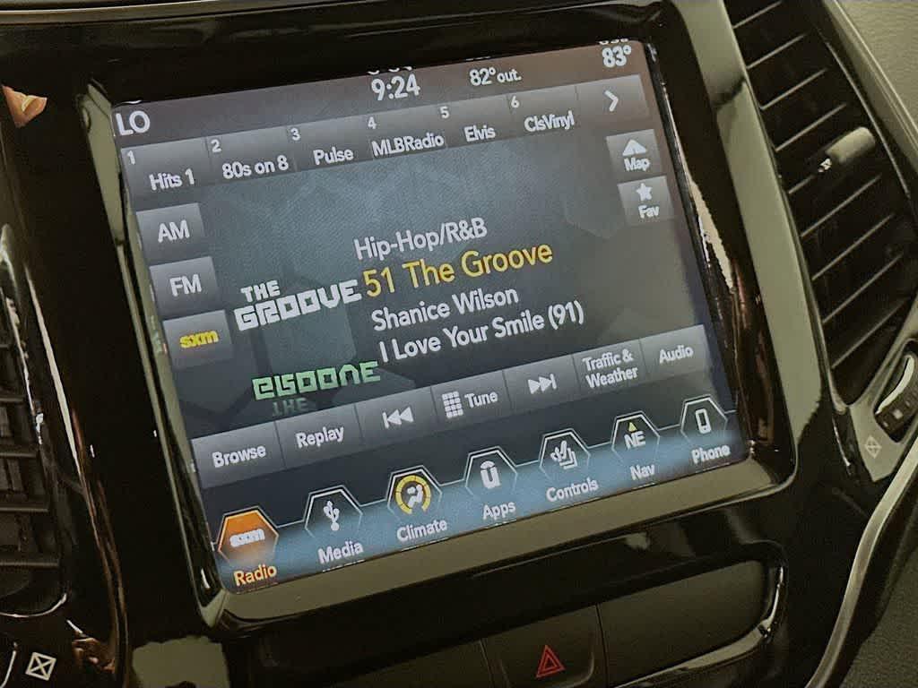 used 2019 Jeep Cherokee car, priced at $15,293