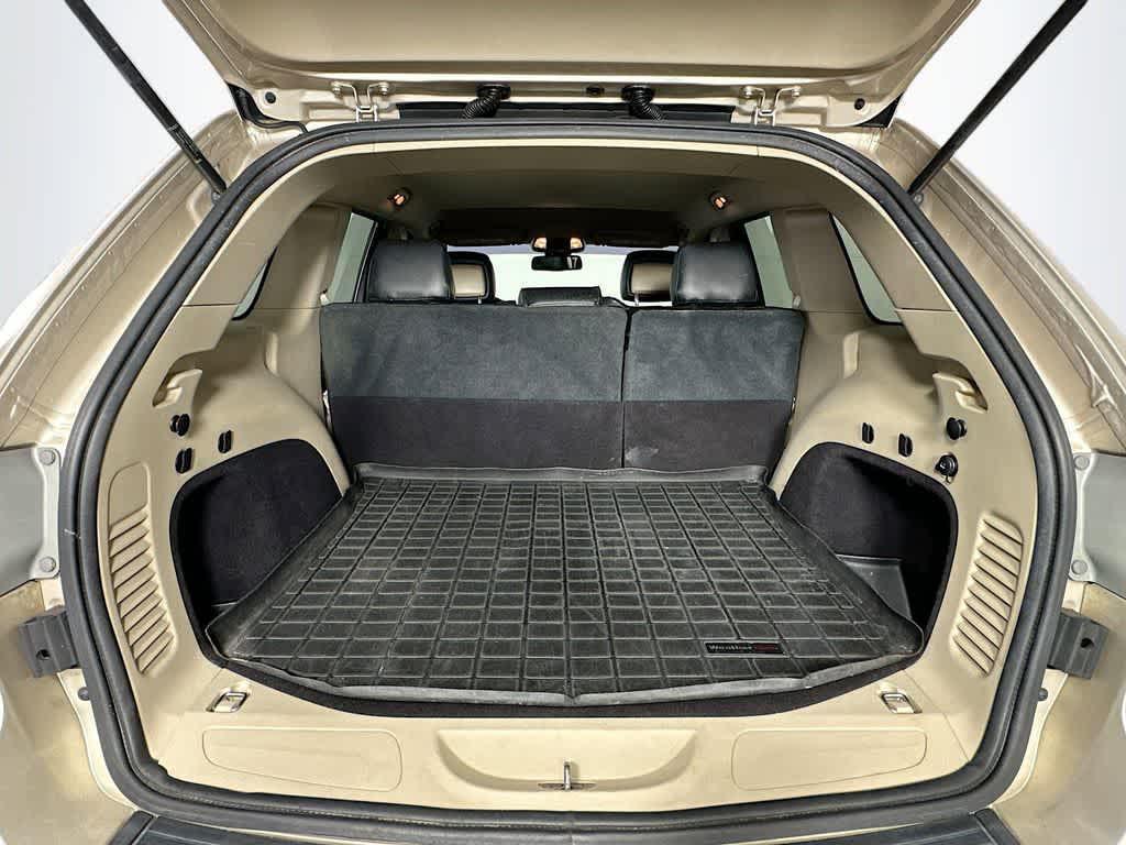 used 2014 Jeep Grand Cherokee car, priced at $10,497