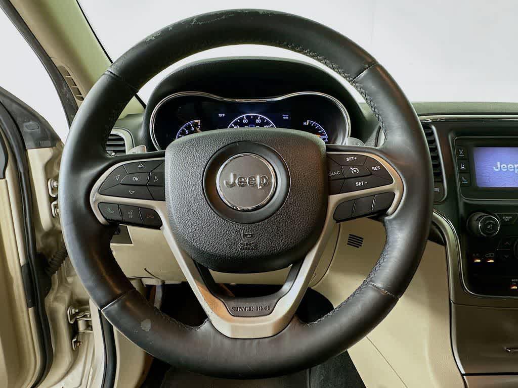 used 2014 Jeep Grand Cherokee car, priced at $10,497