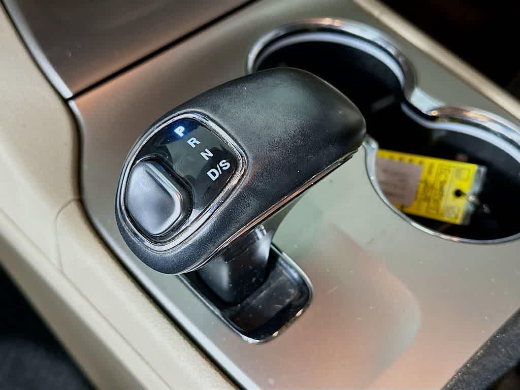 used 2014 Jeep Grand Cherokee car, priced at $10,497