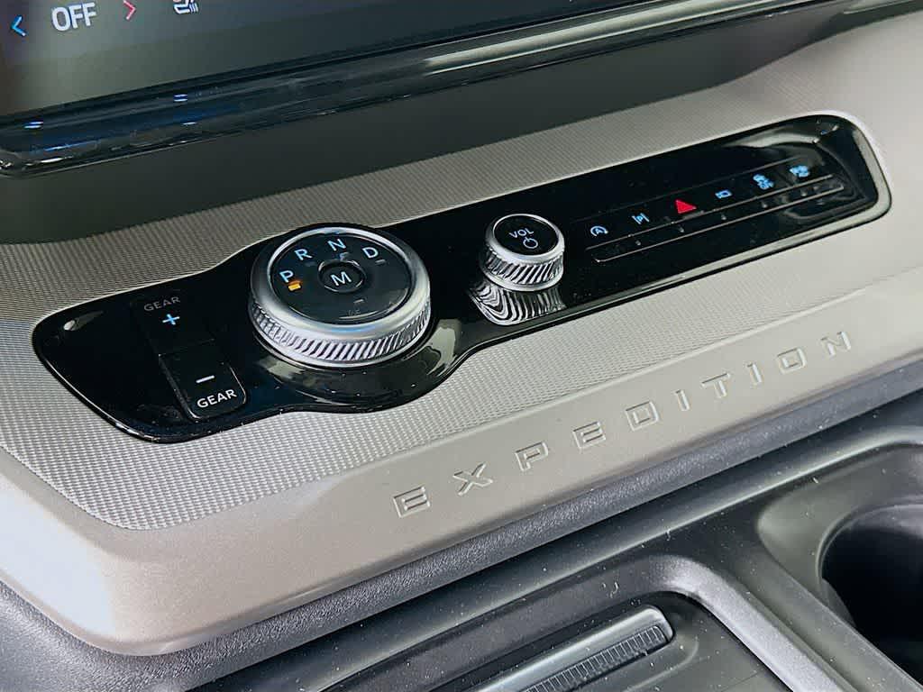 new 2026 Ford Expedition car, priced at $63,273