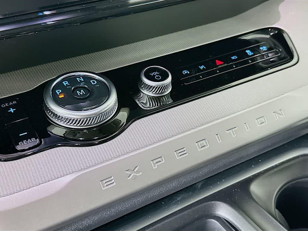 new 2026 Ford Expedition car, priced at $66,024