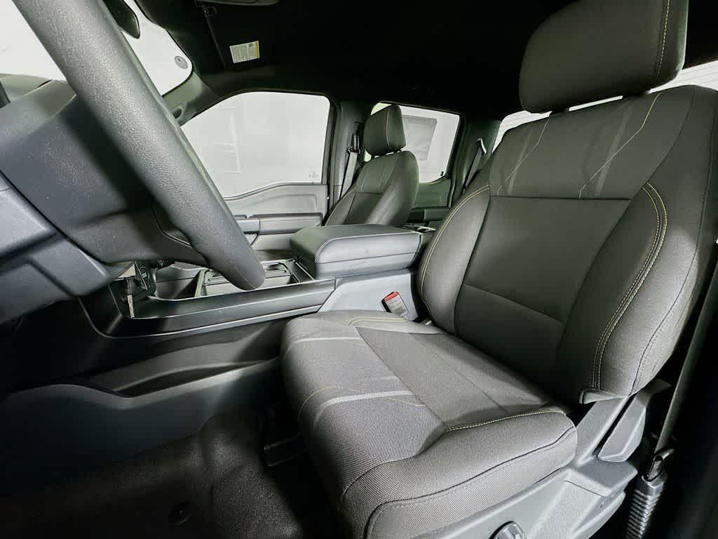new 2025 Ford F-150 car, priced at $37,312