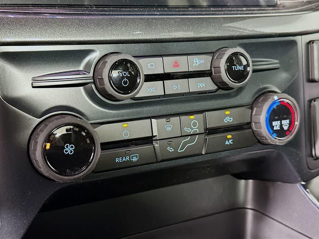 new 2025 Ford F-150 car, priced at $39,189