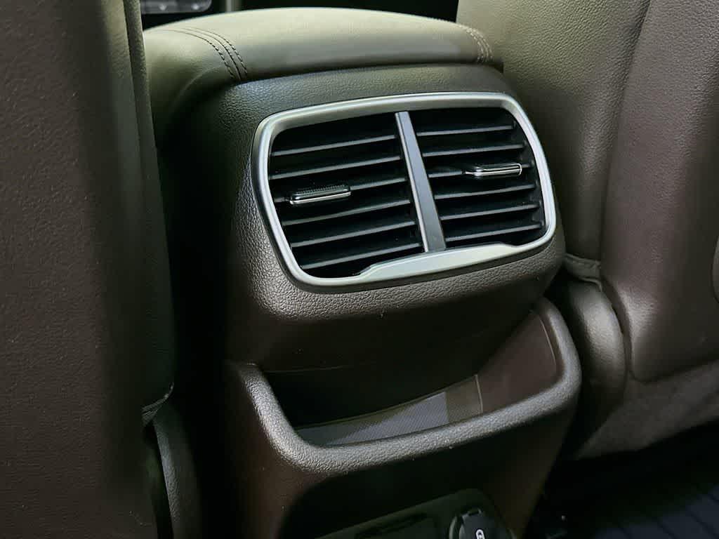 used 2020 Hyundai Santa Fe car, priced at $18,330